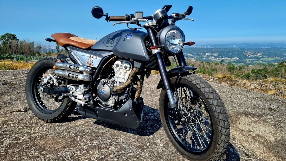 Vendo mota "Mondial 125cc"