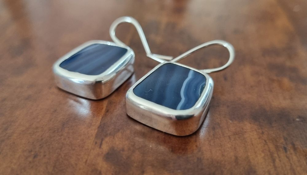 Srebrne kolczyki z niebieskimi kamieniami 925