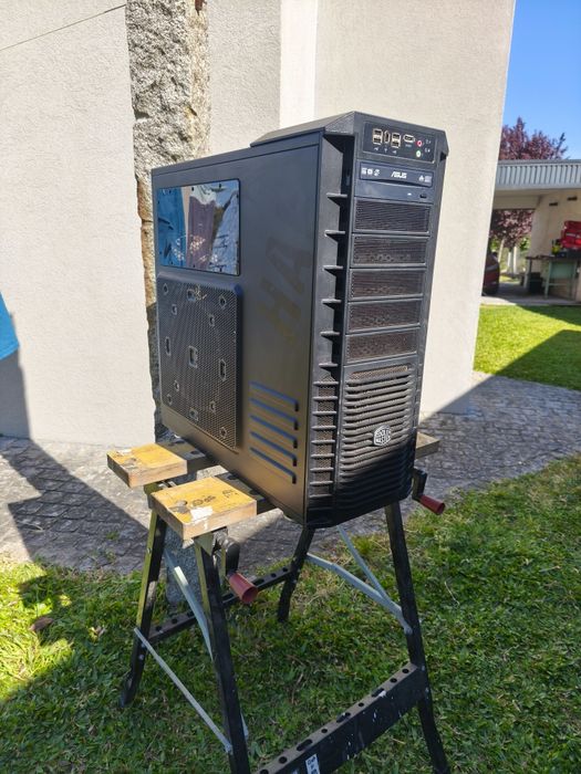 Computador Desktop i7-4930K / 24GB RAM / SSD 240GB / VRAM 2GB / Win 11