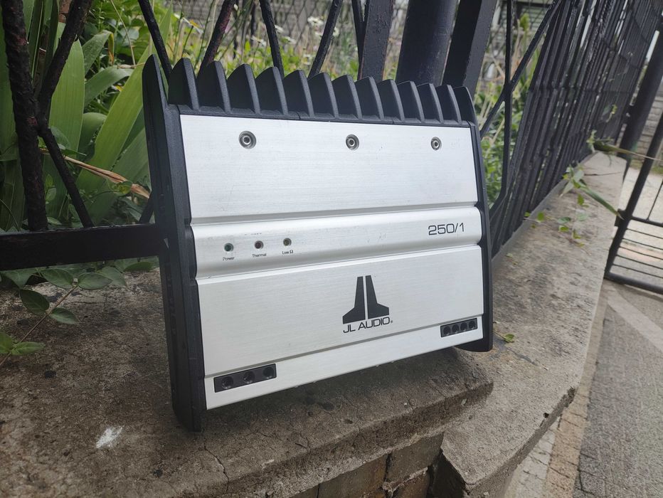 Wzmacniacz samochodowy 1 kanałowy monoblok JL Audio Slash 250/1