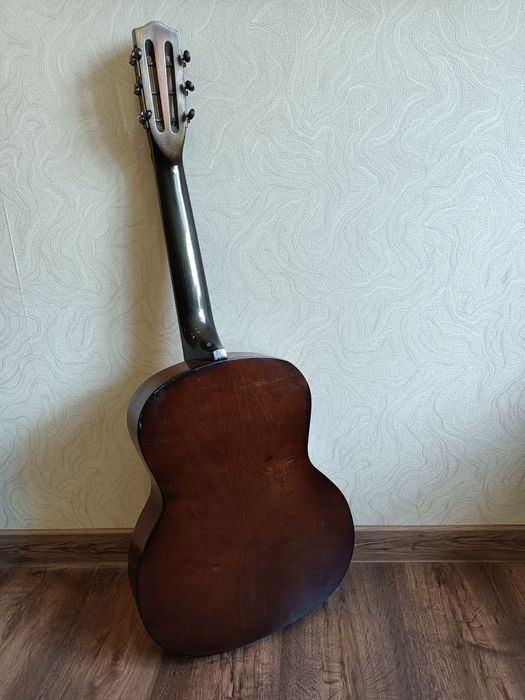 Винтажная гитара , периода СССР.