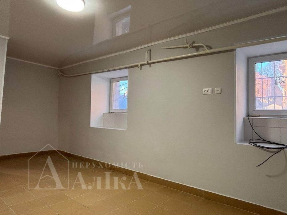 Продам комерційне приміщення під ваш бізнес!