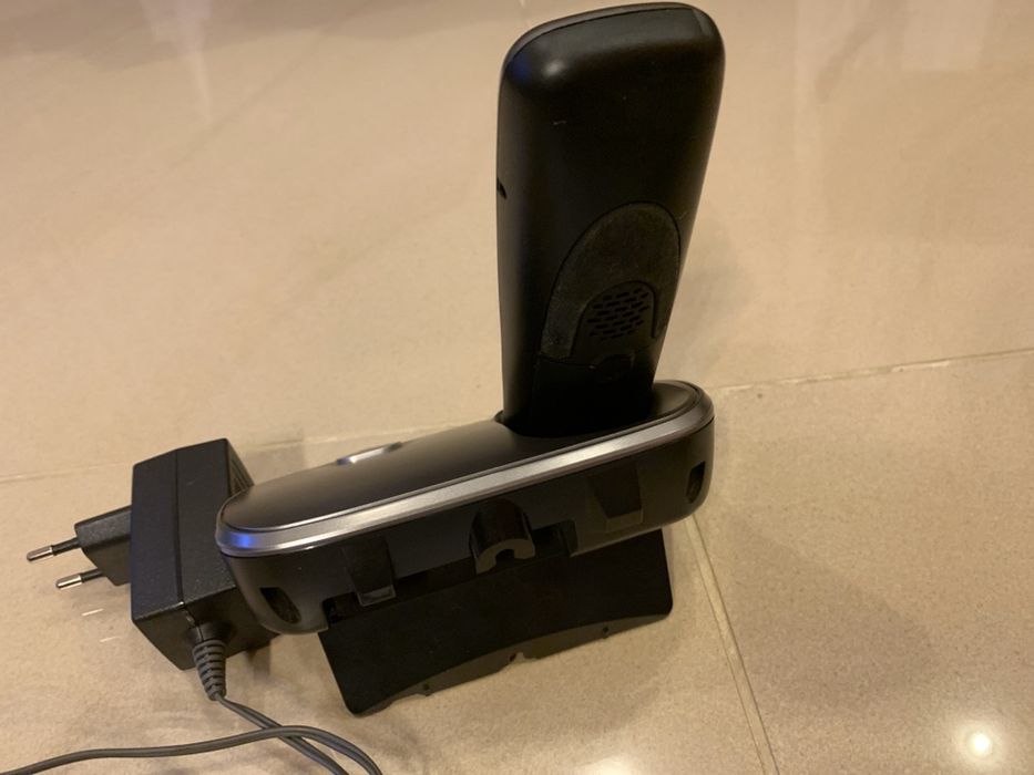Telefon Panasonic KX-TG6512PD z dodatkowa słuchawką