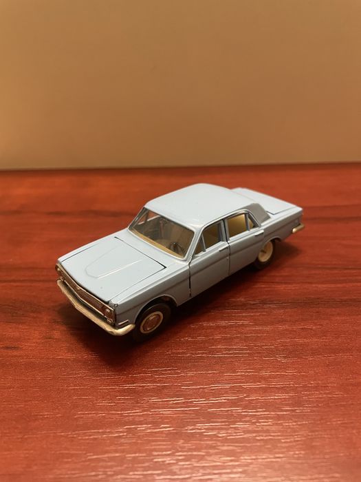 Модель Волга Газ 24, версии А14 , 1:43