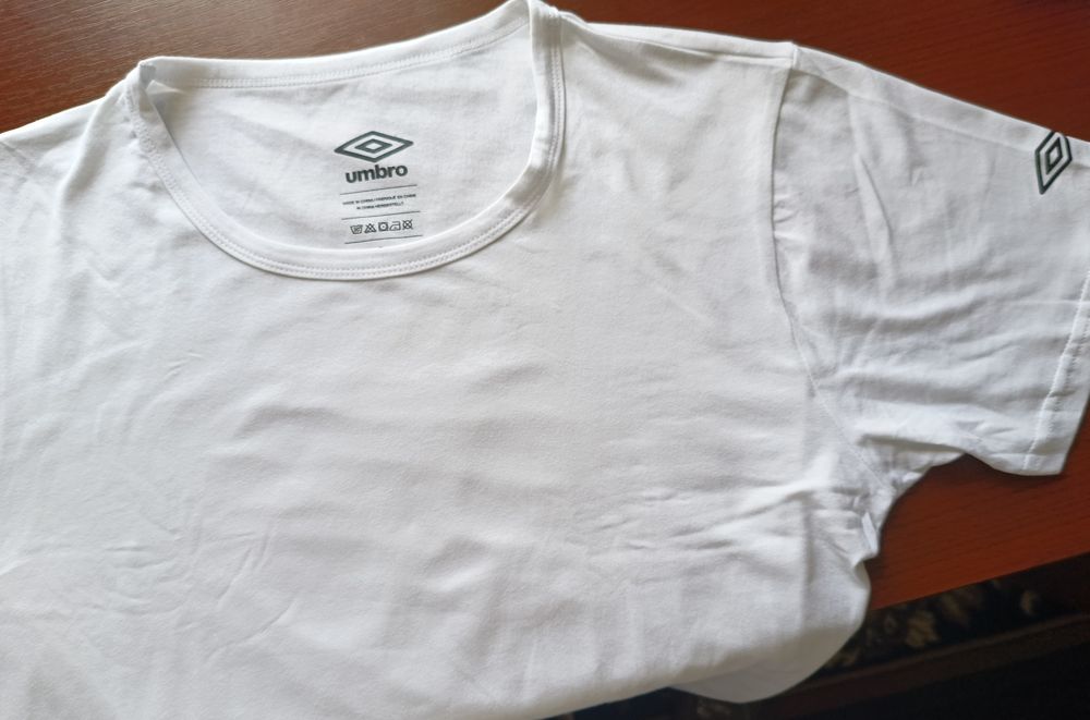 Tshirt Umbro XL (lub L)