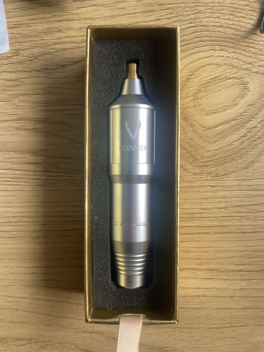 Maszynka do brwi permanentntch Glovcon Inox Lady, zasilacz Nemesis, akcesoria