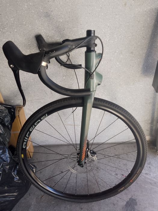 Widelec full carbon koga,koło mavic allroad,klamkomanetki SRAM,kierak