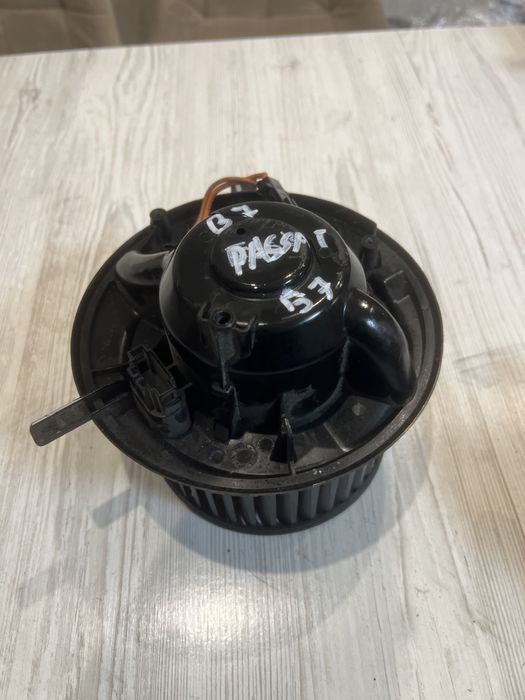 моторчик обігрівача печі Volkswagen Passat B7 USA ном A55277-111