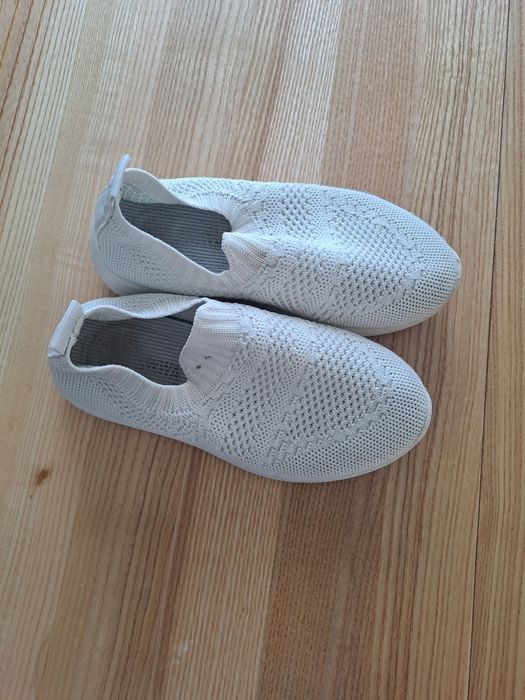 Trampki dziewczęce 26 wkładka 16.5cm