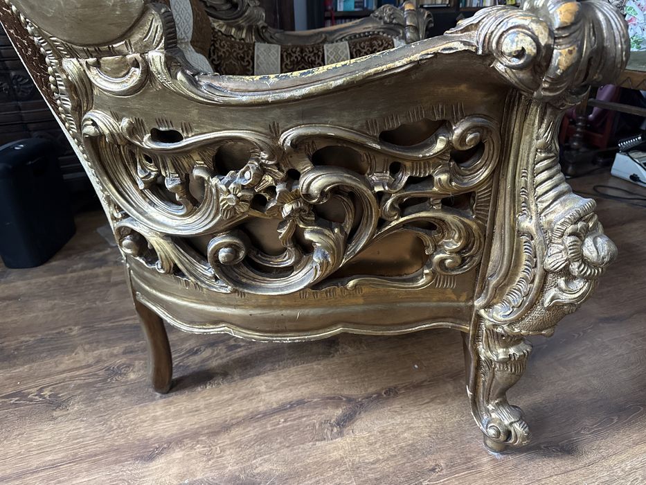 Fotel w stylu barokowym