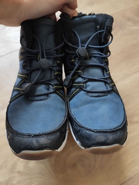 Дитячі черевики на теплу зиму