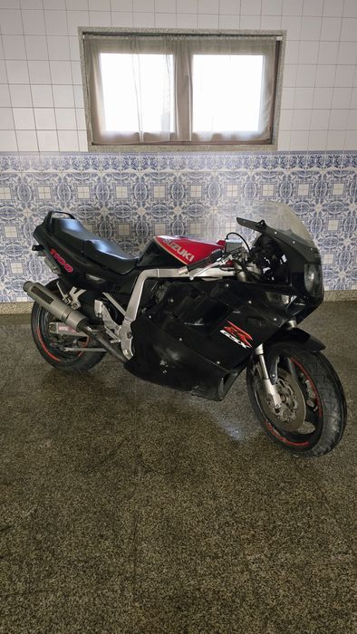 Suzuki GSXR 1100