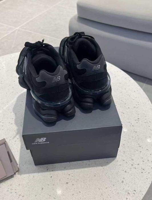 New Balance 9060 Triple Black Suede BPM R.43