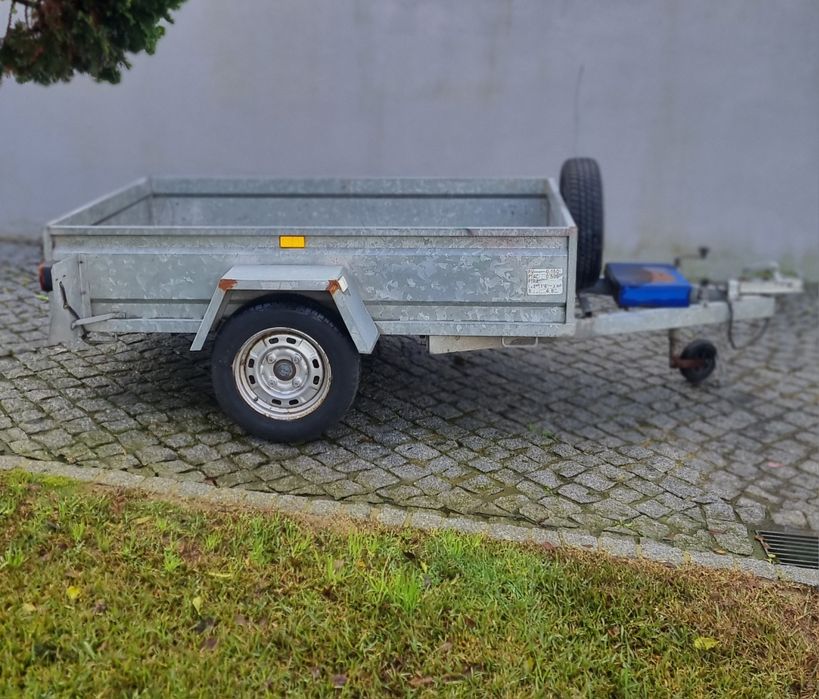 Reboque fabrico Goett