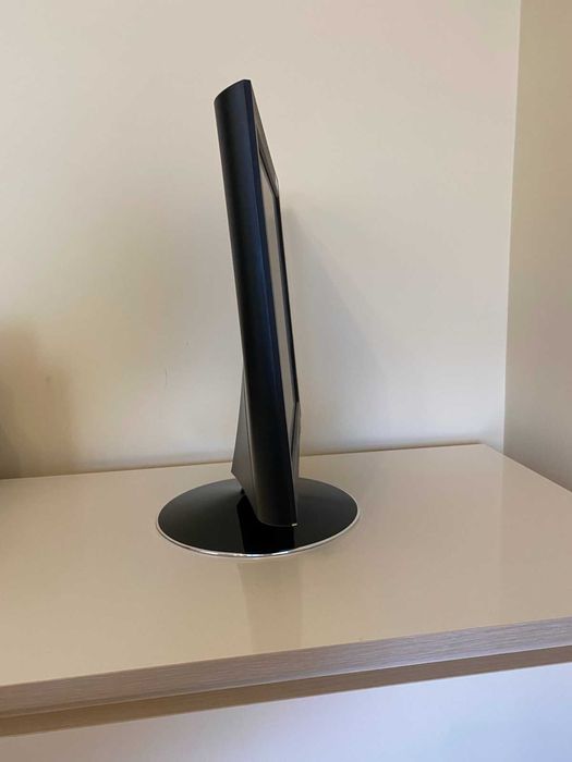 Монітор 17" LG Electronics L1760TR-BF Чорний