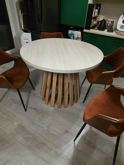 Stół lamele nowoczesny masywny fi 120