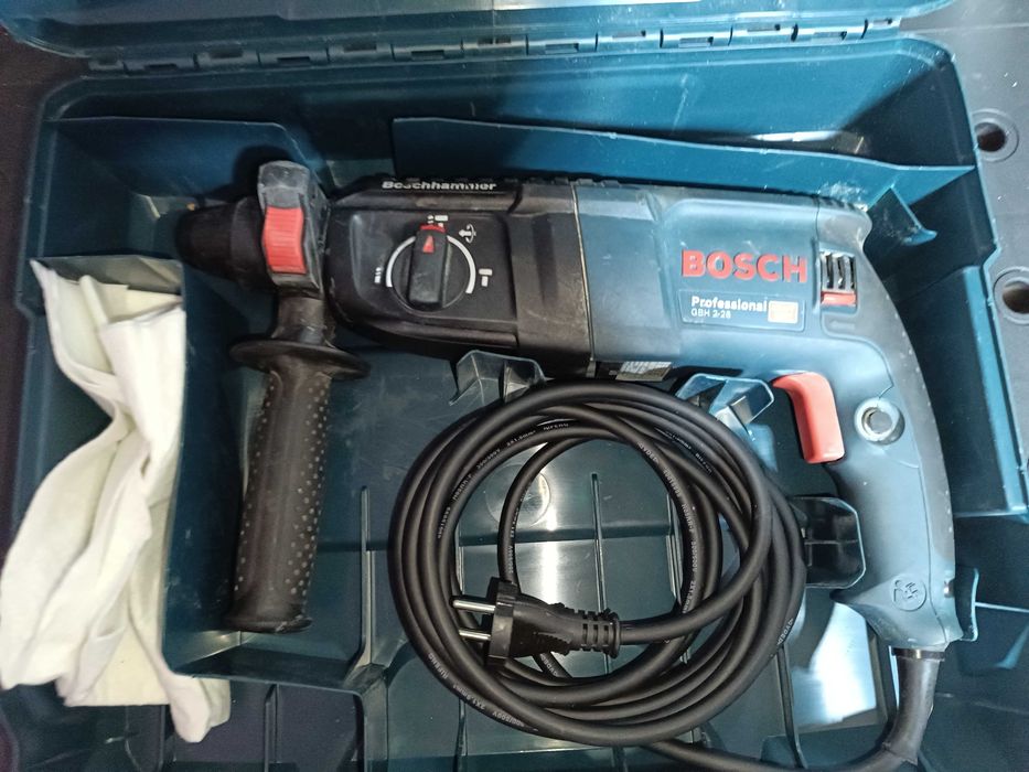 Bosch Professional GBH 2-26  Młot udarowo-obrotowy SDS PLUS