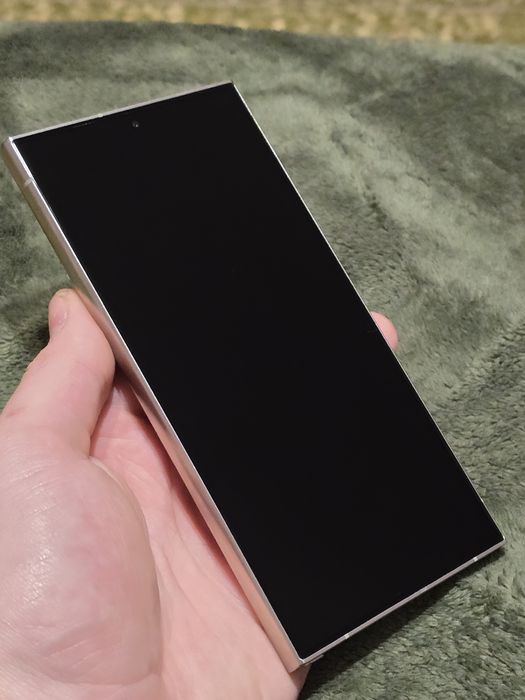 Samsung S24 Ultra 12/256gb