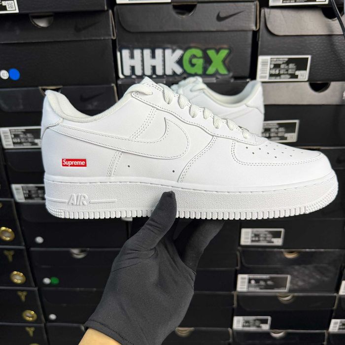 Nike Air Force 1 Low '07 Supreme Biały R.45