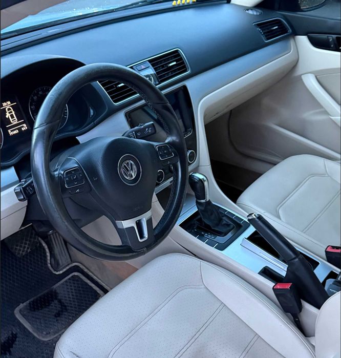 Volkswagen Passat 2012
