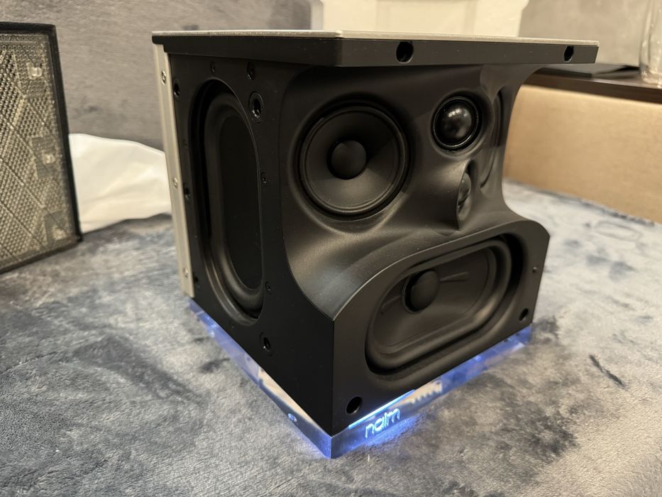 Акустична система "все в одному" Naim Mu-so Qb Black