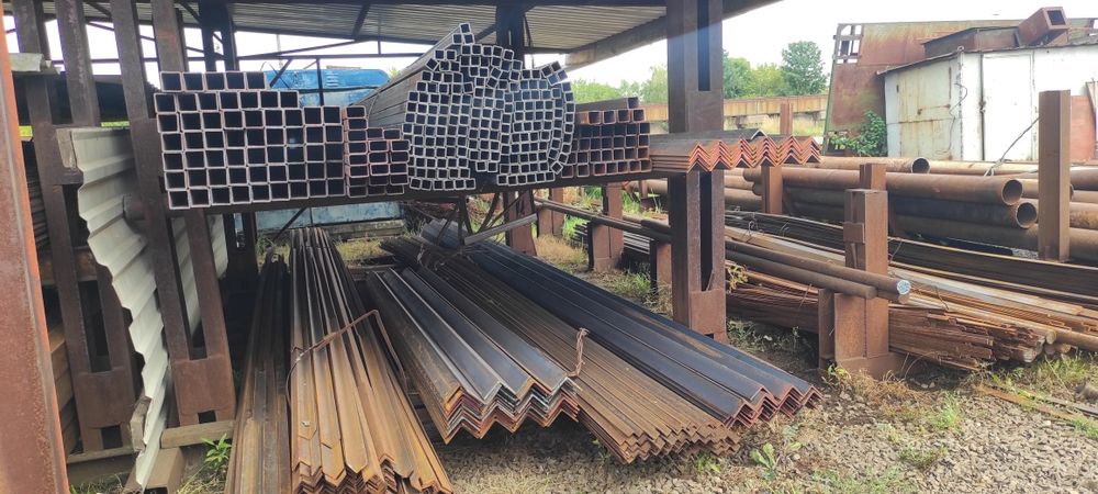 Труба профільна.