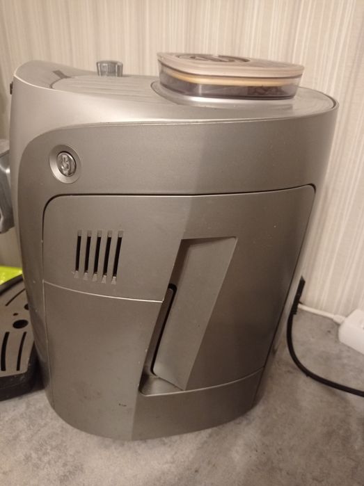 Automatyczny ekspres do kawy Saeco Talea Ring Plus