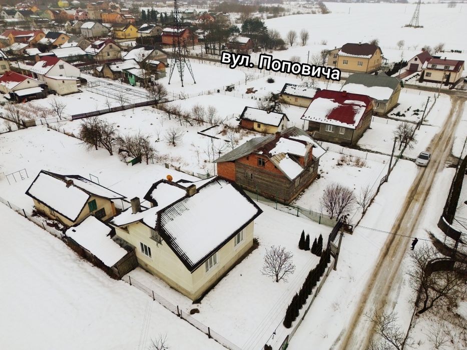 Продається будинок за 1 км від Самбора