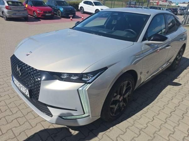 DS Automobiles DS 4 1.6 E-TENSE Performance Line EAT Niski przebieg 2022 Rok