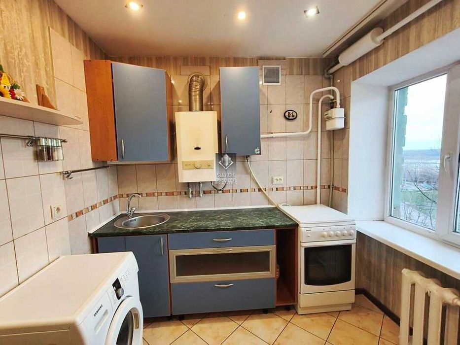 Продаж 2-кімн. квартири у центрі, вул. Перемоги, Вознесенівський р-н