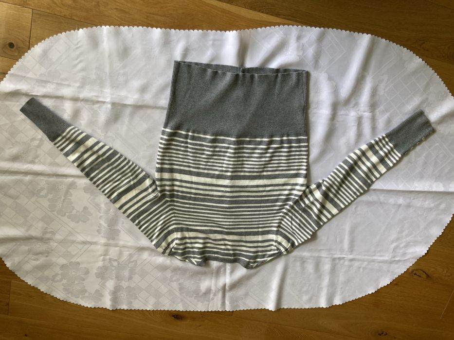 Sweterek w padki szaro-biale