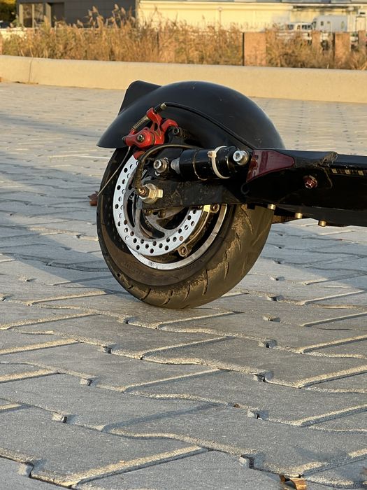 Продам kugo m4 pro в хорошем состоянии