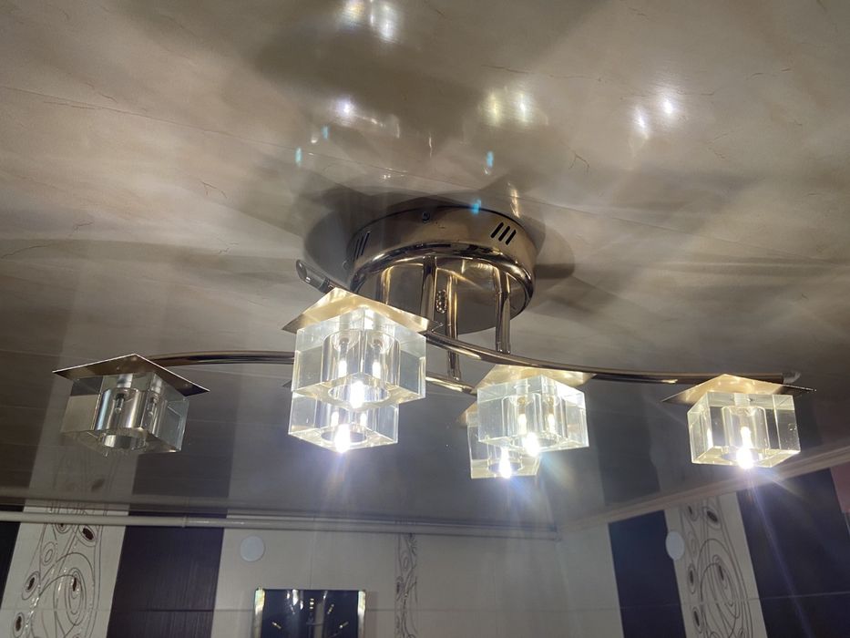 Продам люстры 2 шт ЭКОНОМ