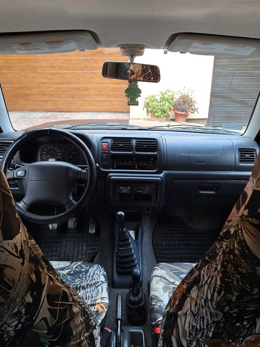 Sprzedam Suzuki Jimny 1,3  + LPG , 4x4