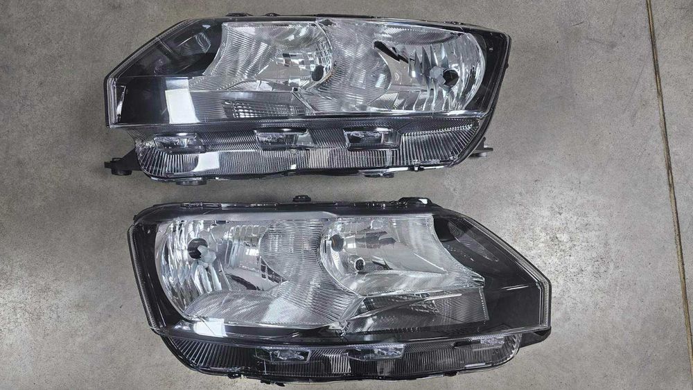 Фара Skoda Rapid Шкода Рапид  12-19