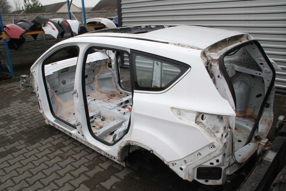 Четверть Ford Kuga Mk2 крыло кузов разборка
