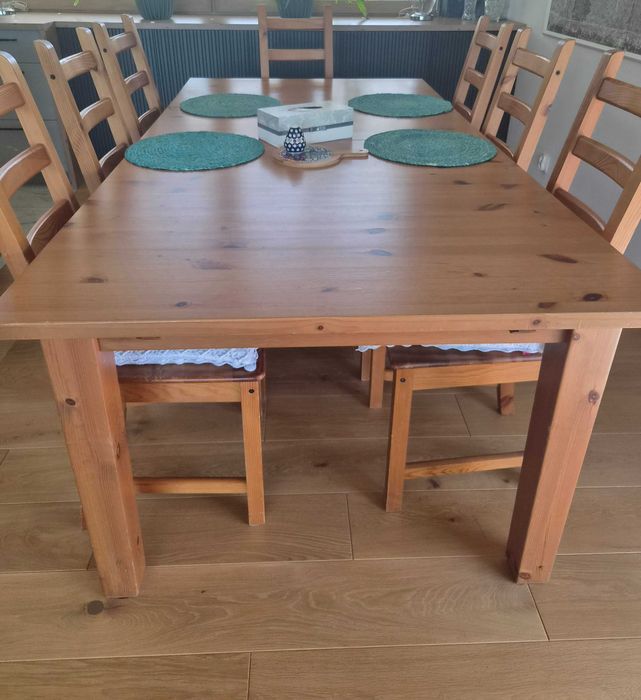 Sprzedam stół z 7 krzesłami IKEA