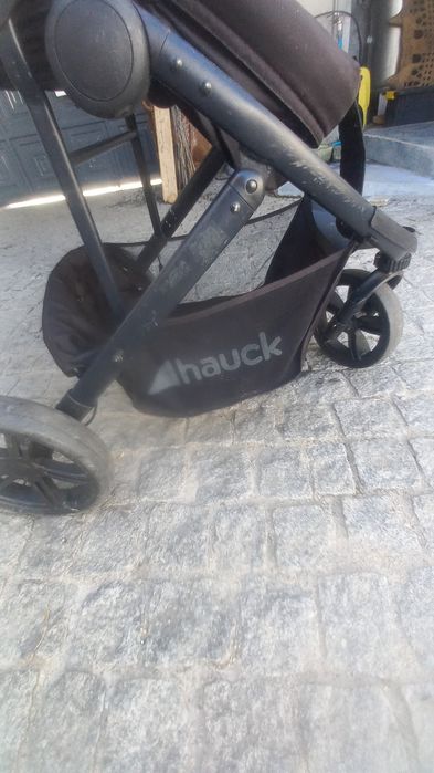 Carrinho bebé em excelente estado