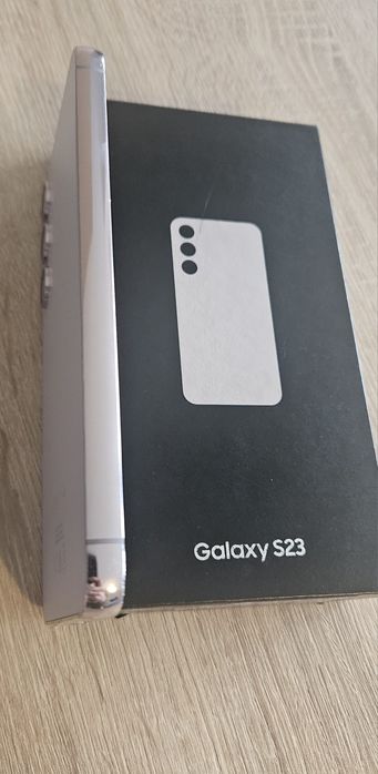 Samsung s23 128 gb stan bardzo dobry
