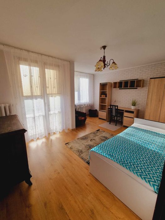 Wynajmę pokoje dla studentek campus A ( blisko szpitala )