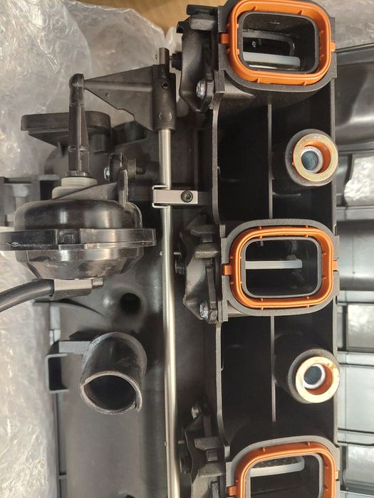 Bmw e60 e61 525d 530d e53 e46  colector de admissão Novo!