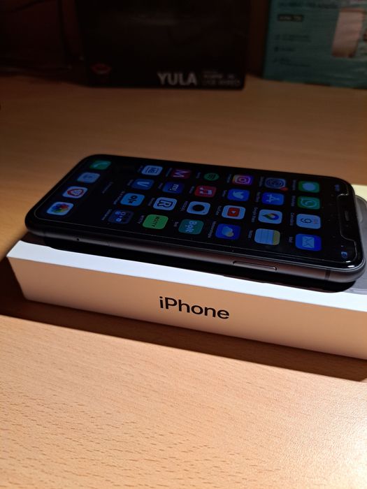 iPhone 11 (64 GB / Warranty until July 2026)64741247234433121