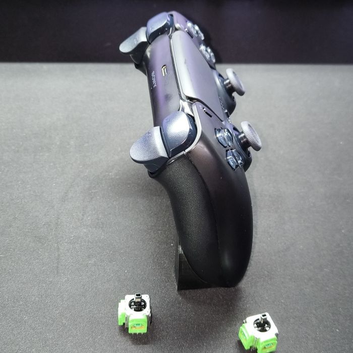 Dualsense PS5 com joysticks TMR Favor Union