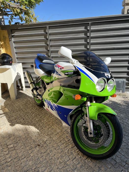 Kawasaki 750 cc ZXR