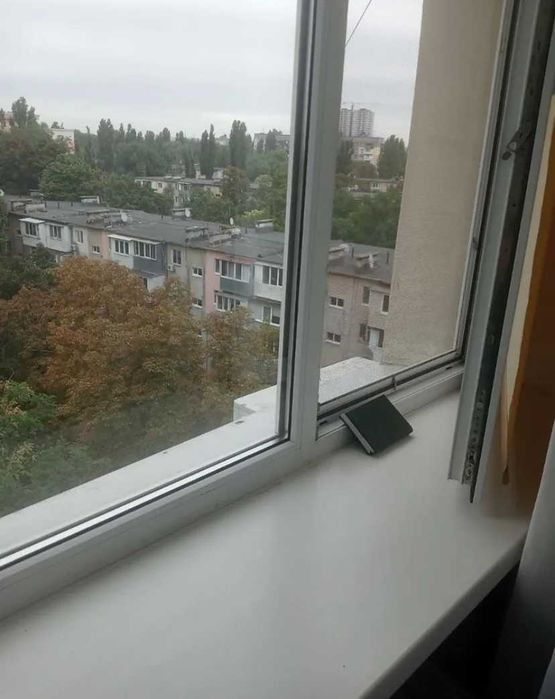 В продаже комната в коммуне. Выделена блоком.