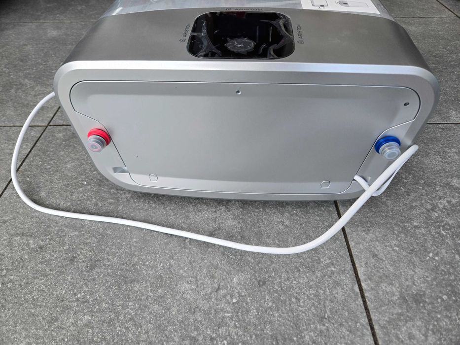 Ariston Velis Evo Plus 50 Elektryczny pojemnościowy podgrzewacz wody