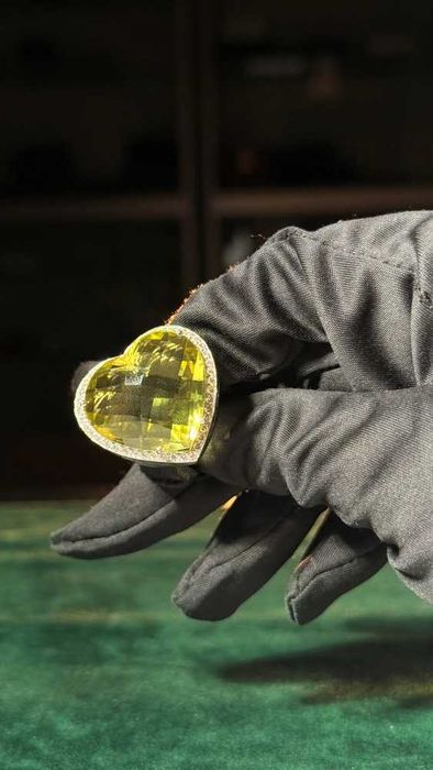 Золота каблучка з цитрином