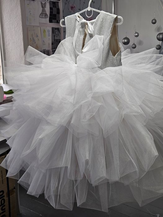 Сукня сніжинка плаття на дівчинку білого кольору Сукня янгол