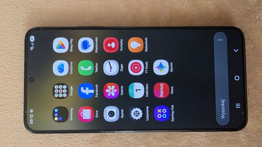 Samsung Galaxy S22+ (plus etui)