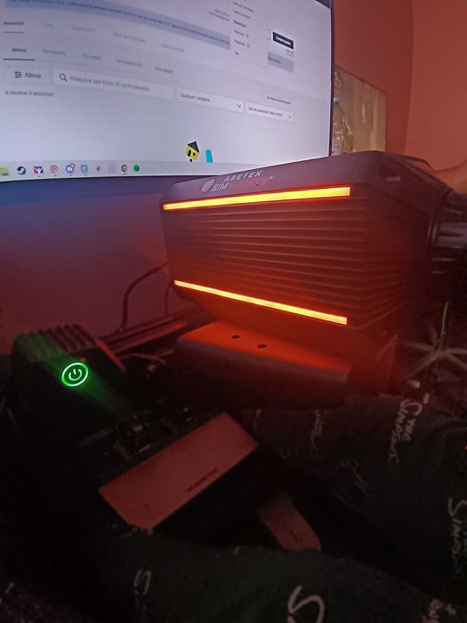 Asetek Invicta 27NM + Volante Forte